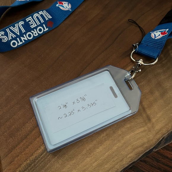 ID card holder & landyard - Picture 4 of 4